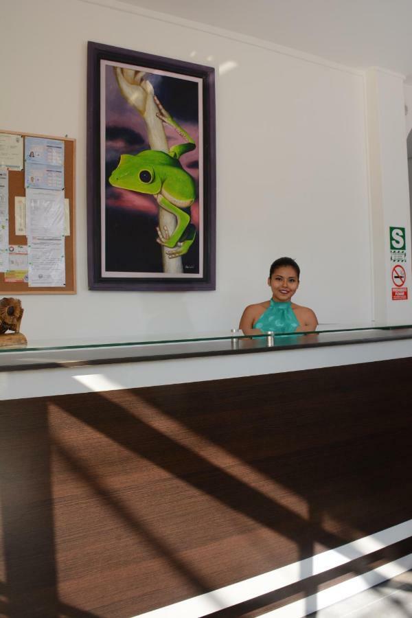 Hostal Casa Blanca Tarapoto Exterior photo