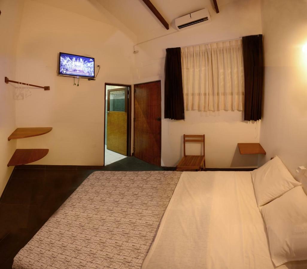 Hostal Casa Blanca Tarapoto Exterior photo